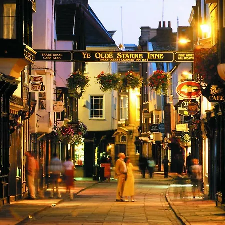 Lägenhet Snickleway York